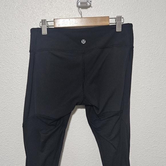 Lululemon cropped leggings see description for sizing - Picture 7 of 15